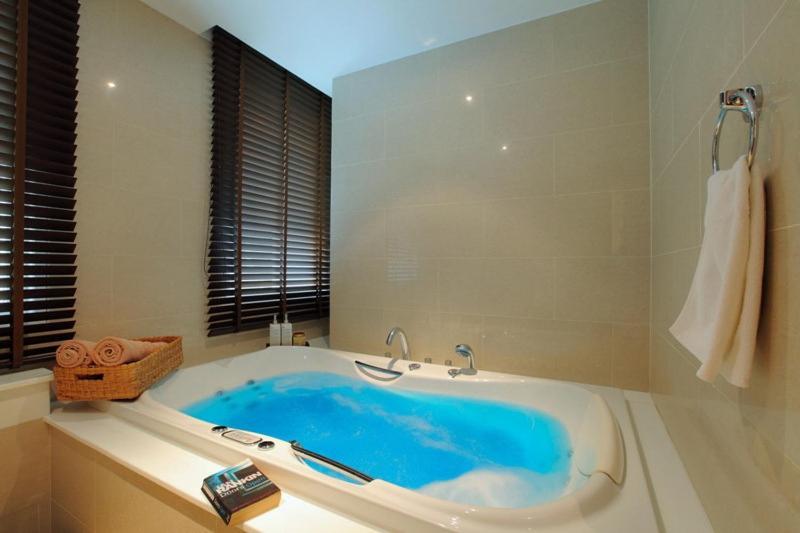 Kalim Beach Place Patong Kamer foto