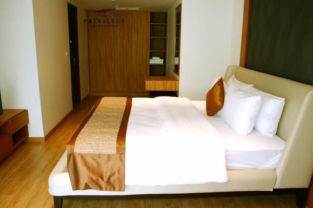 Kalim Beach Place Patong Kamer foto